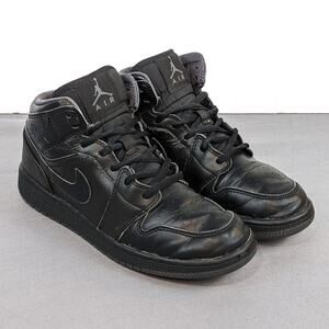Nike Youth Air Jordan 1 Mid Triple Black Basketball Shoes 554725-021 Size 6Y
